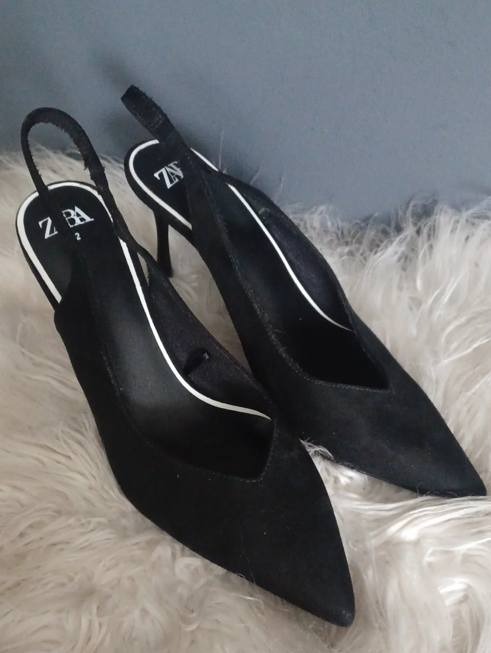 Zara Classic Heels